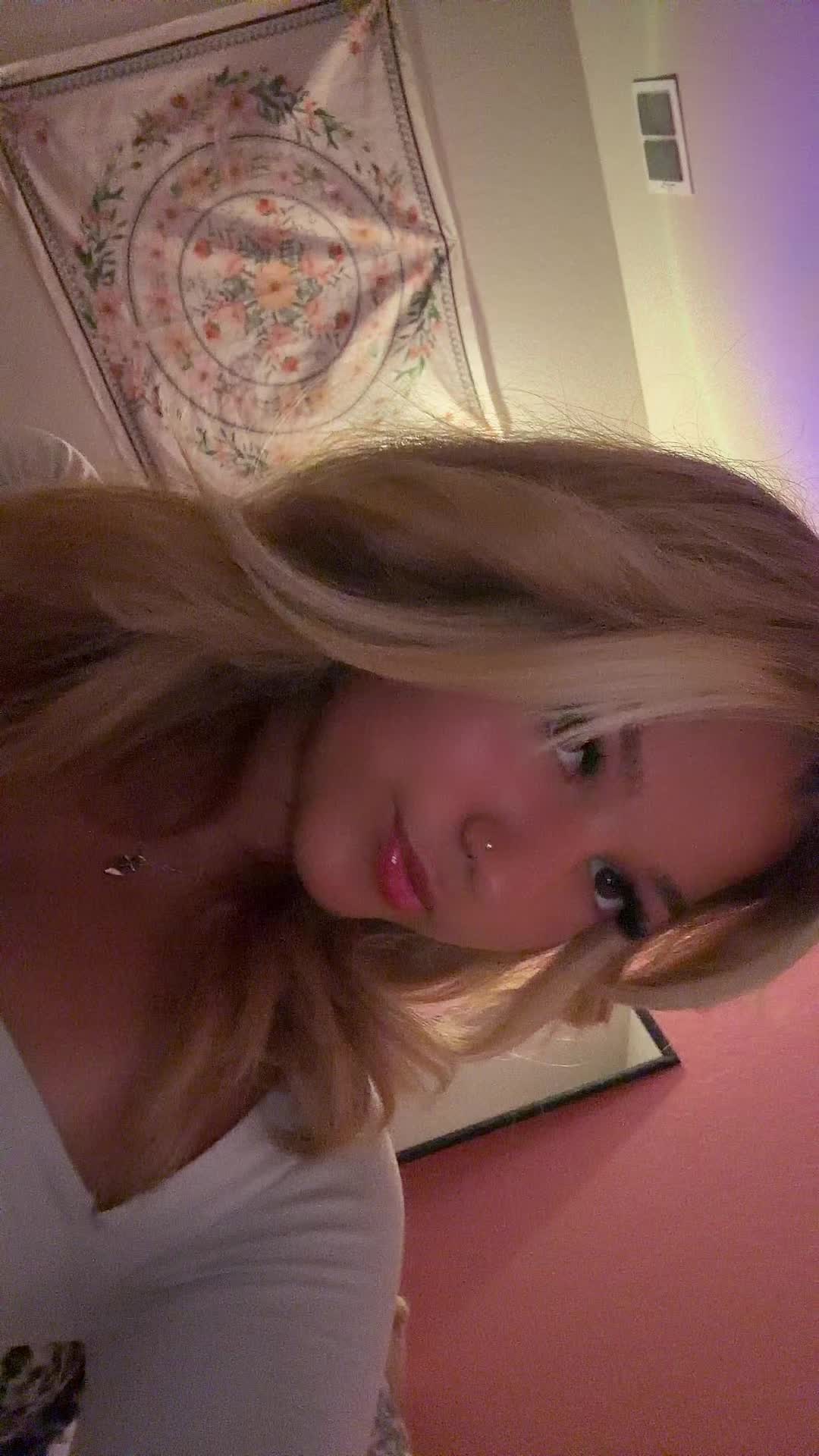 @sariahfuckingflowers