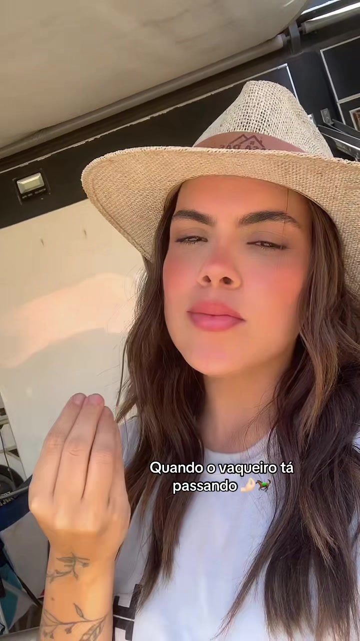 @amorimmely