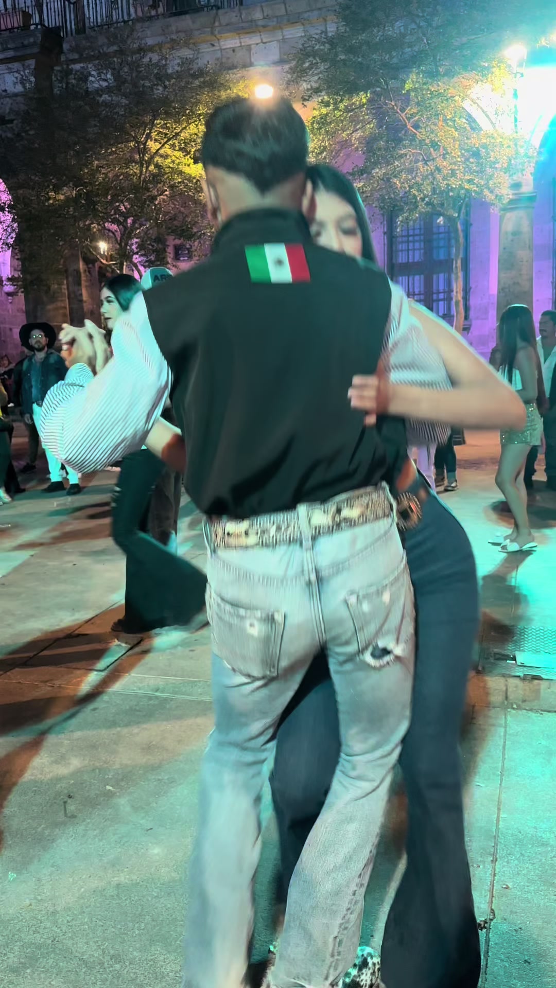 @Cisneritoos