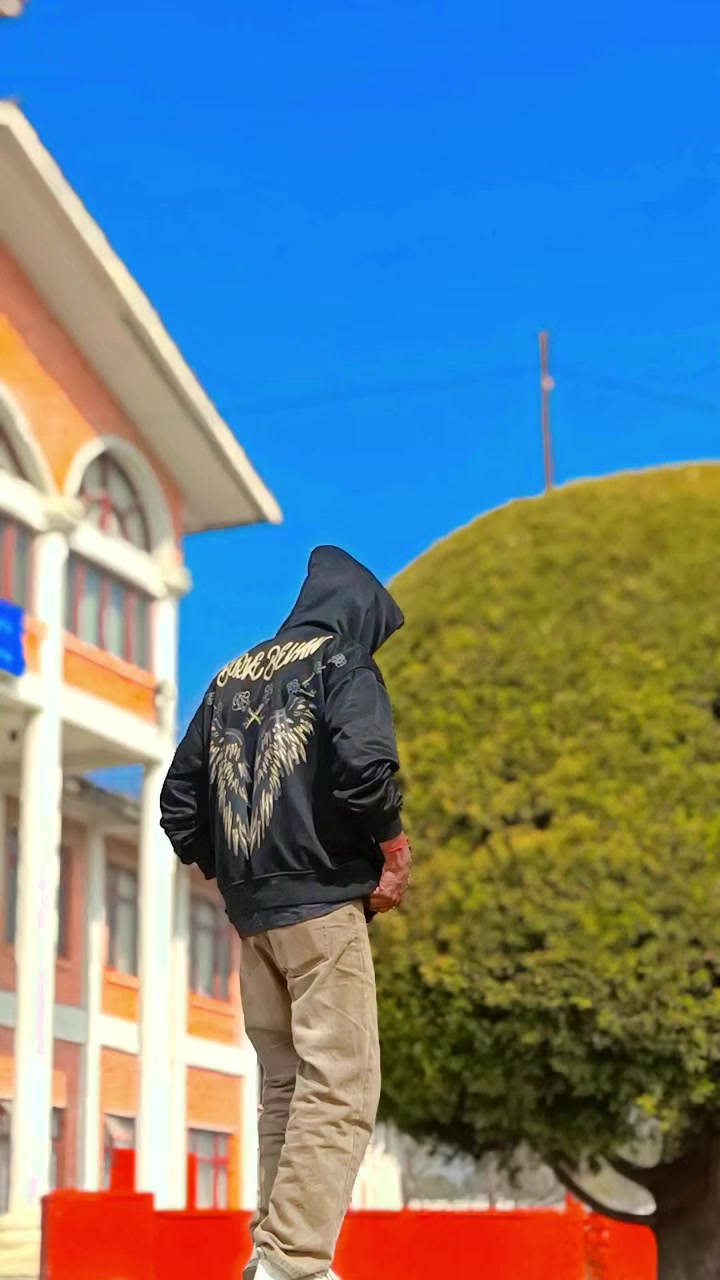 @𝐁 𝐈 𝐍 𝐎 𝐃🎭