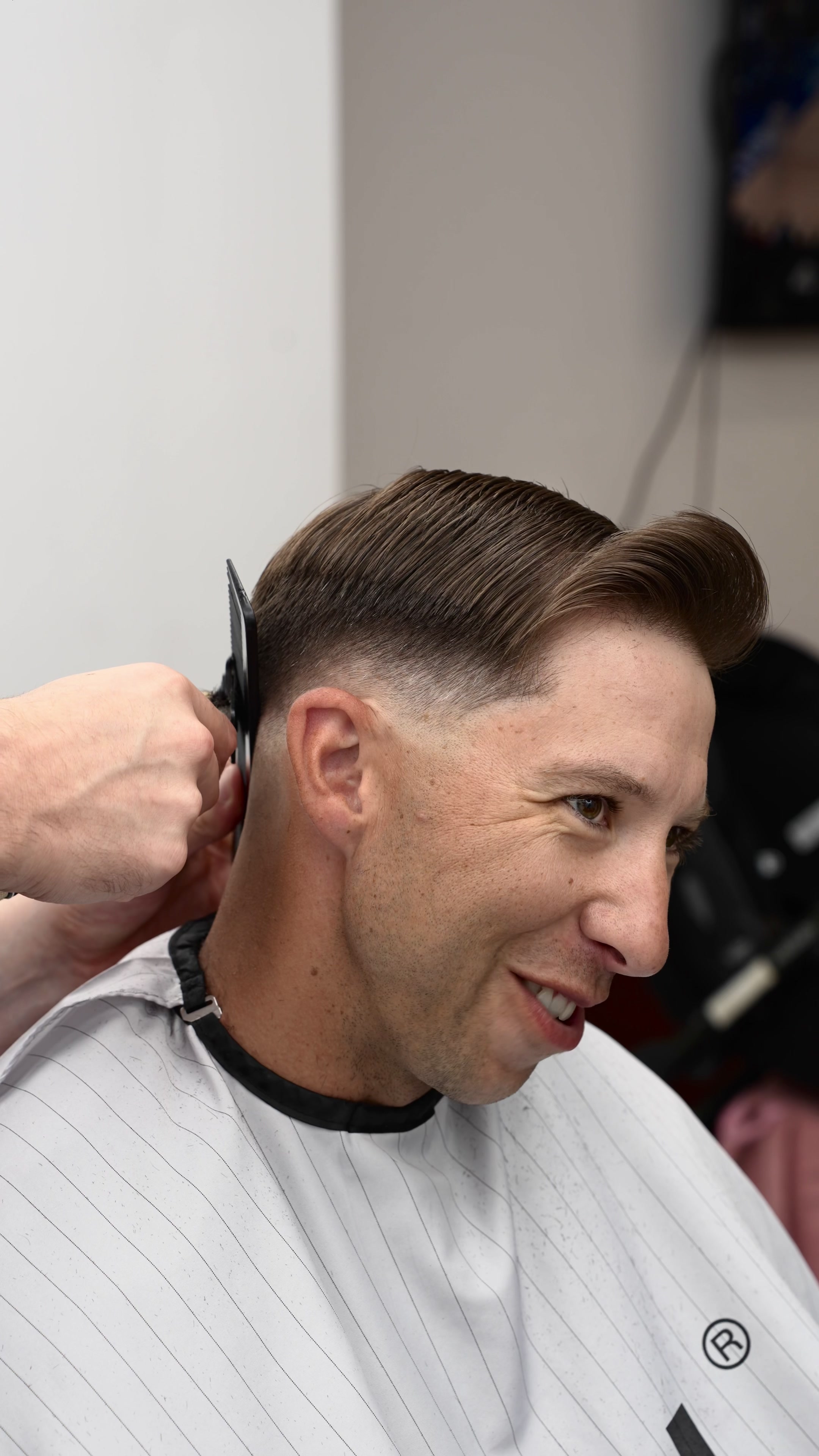 @MahniHair