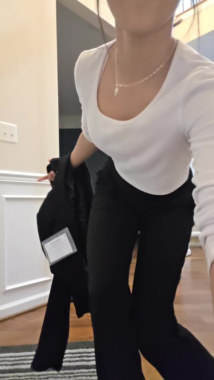 @🐒hrita
