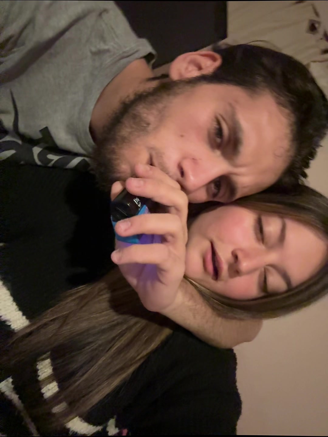 @...