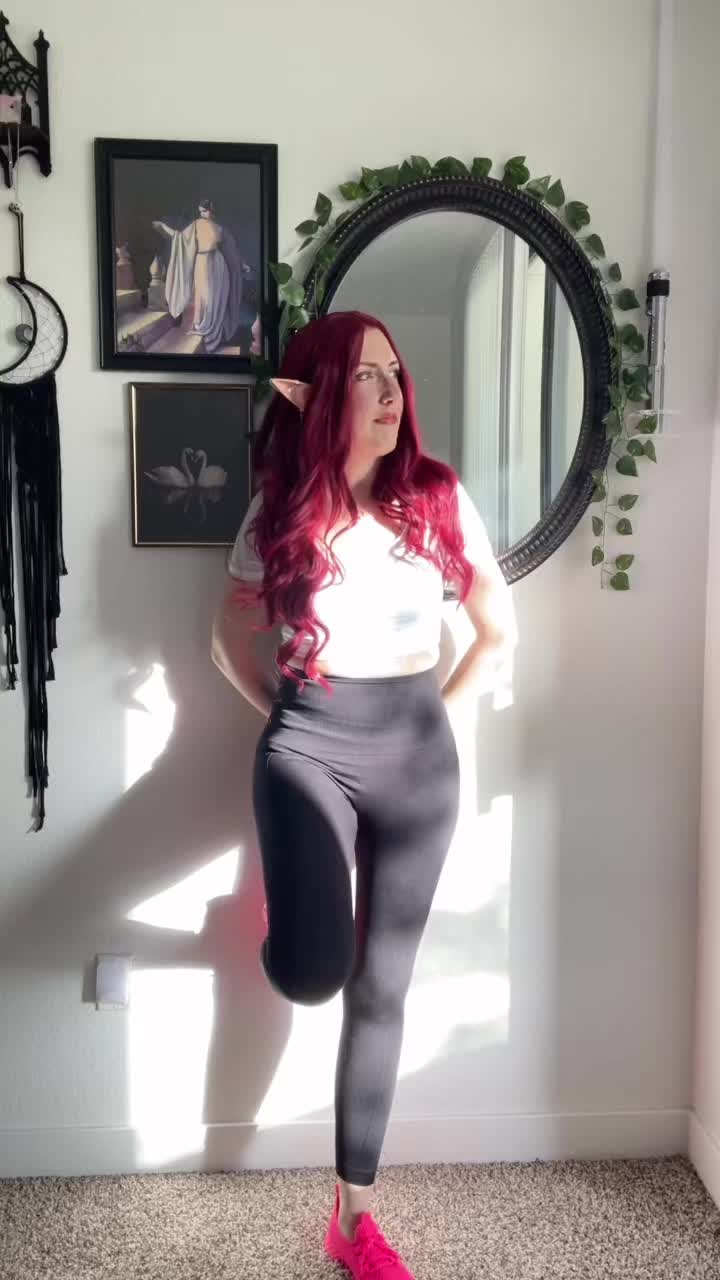 @racheldoescosplay