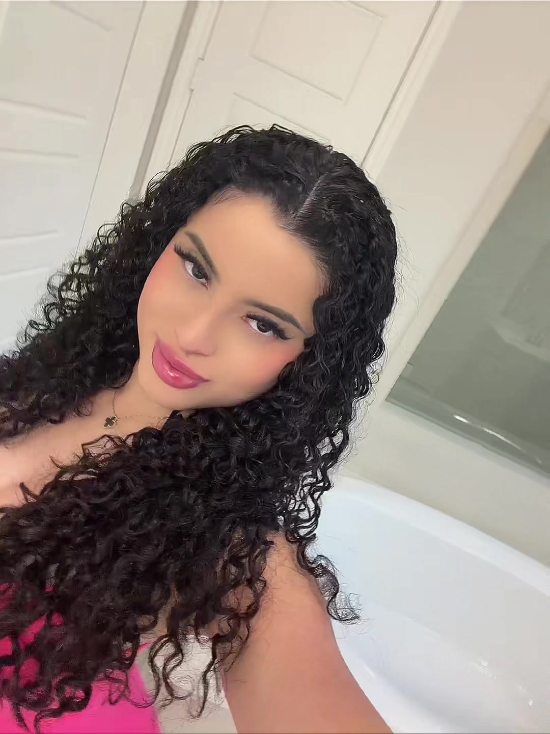 35. 4.64K. @siarlyxo.