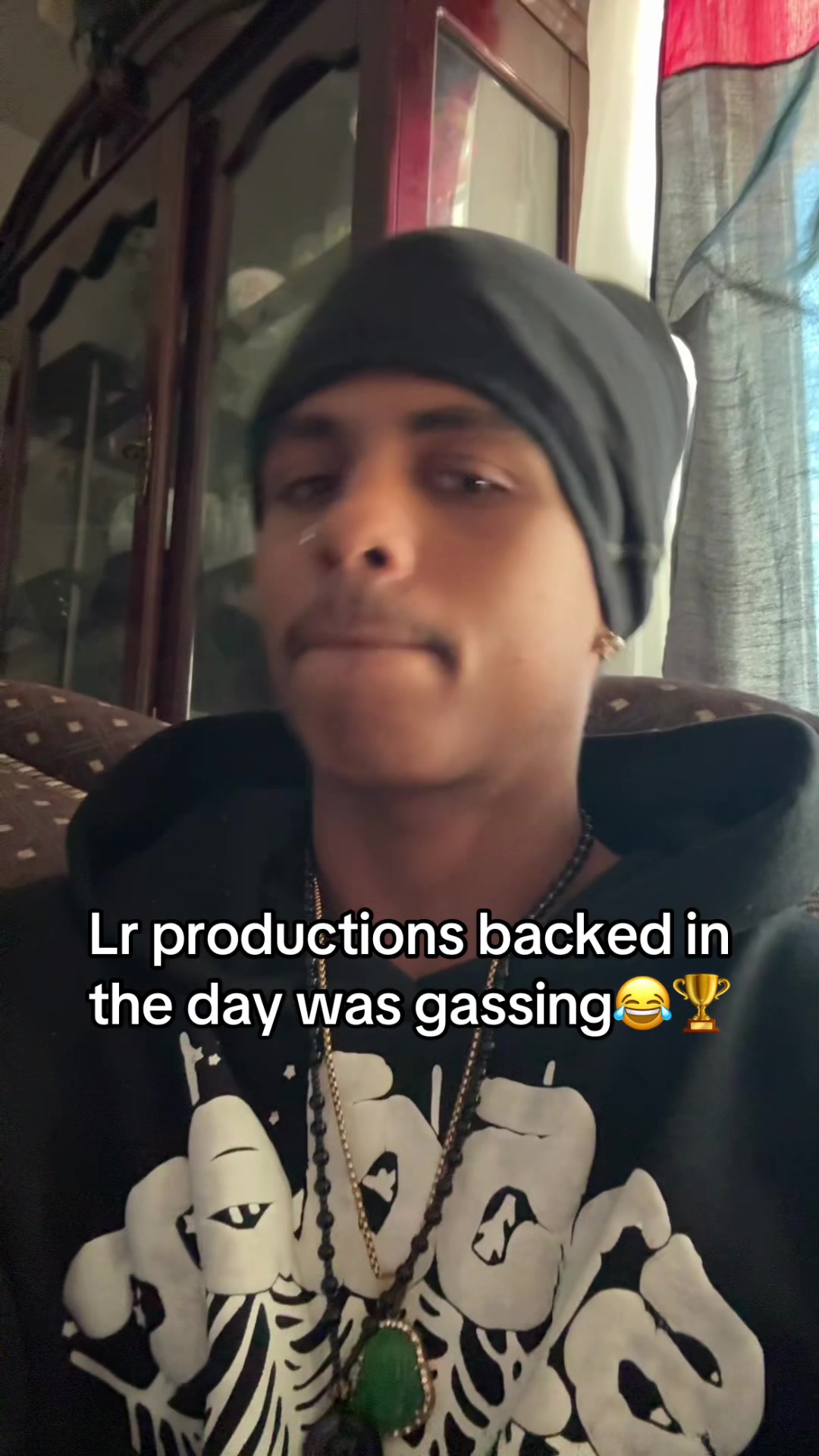 @Jme33zy