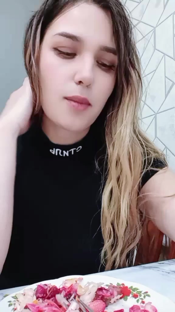 @lora777