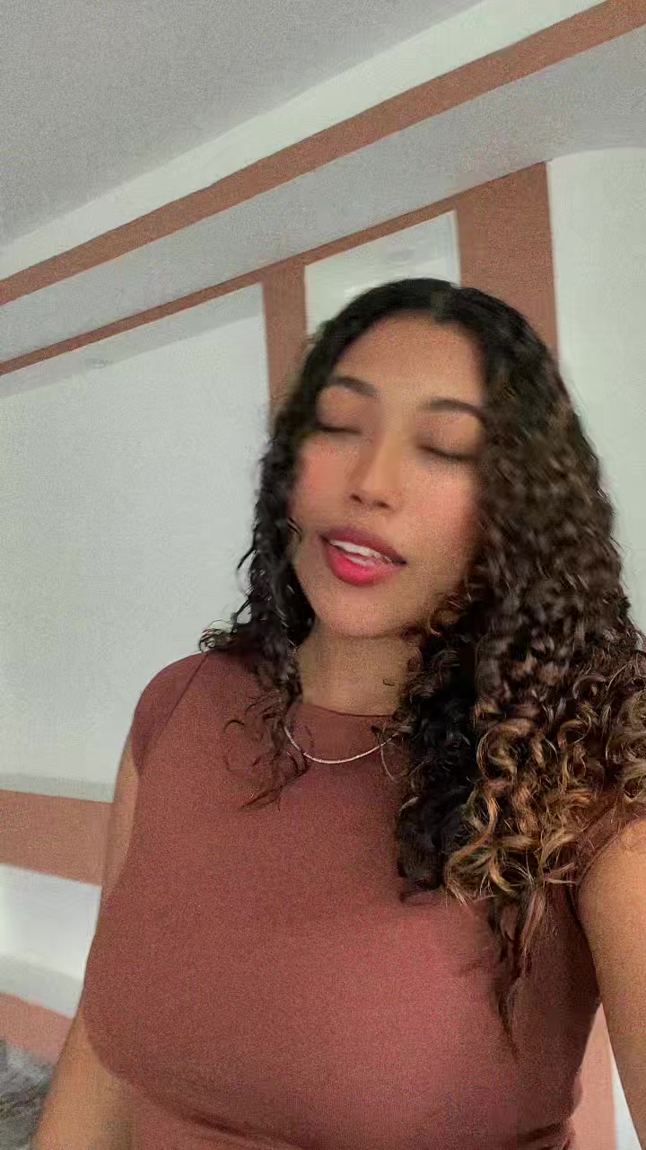 @🦋💕