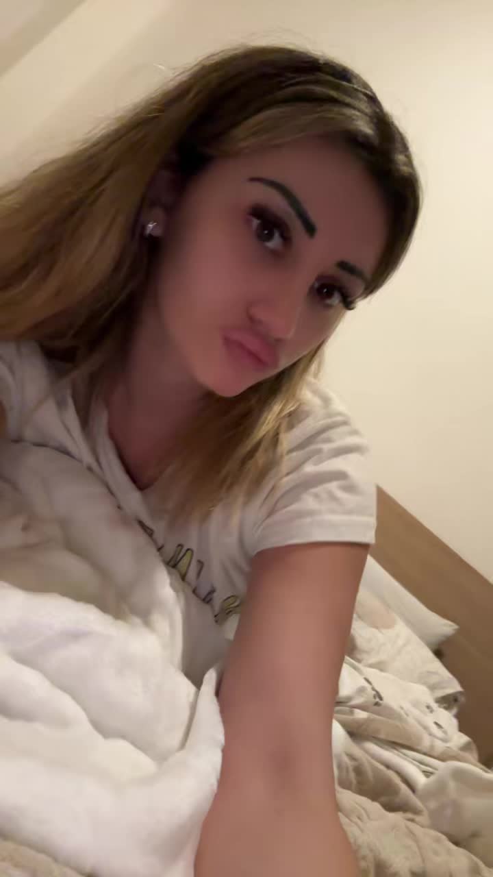 @Deboraarge