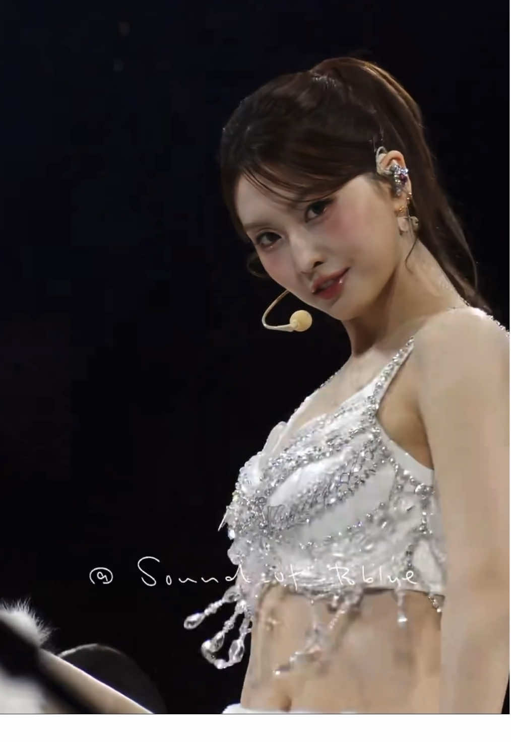@MOMO