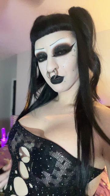 @Duvessa🔪🩸💋