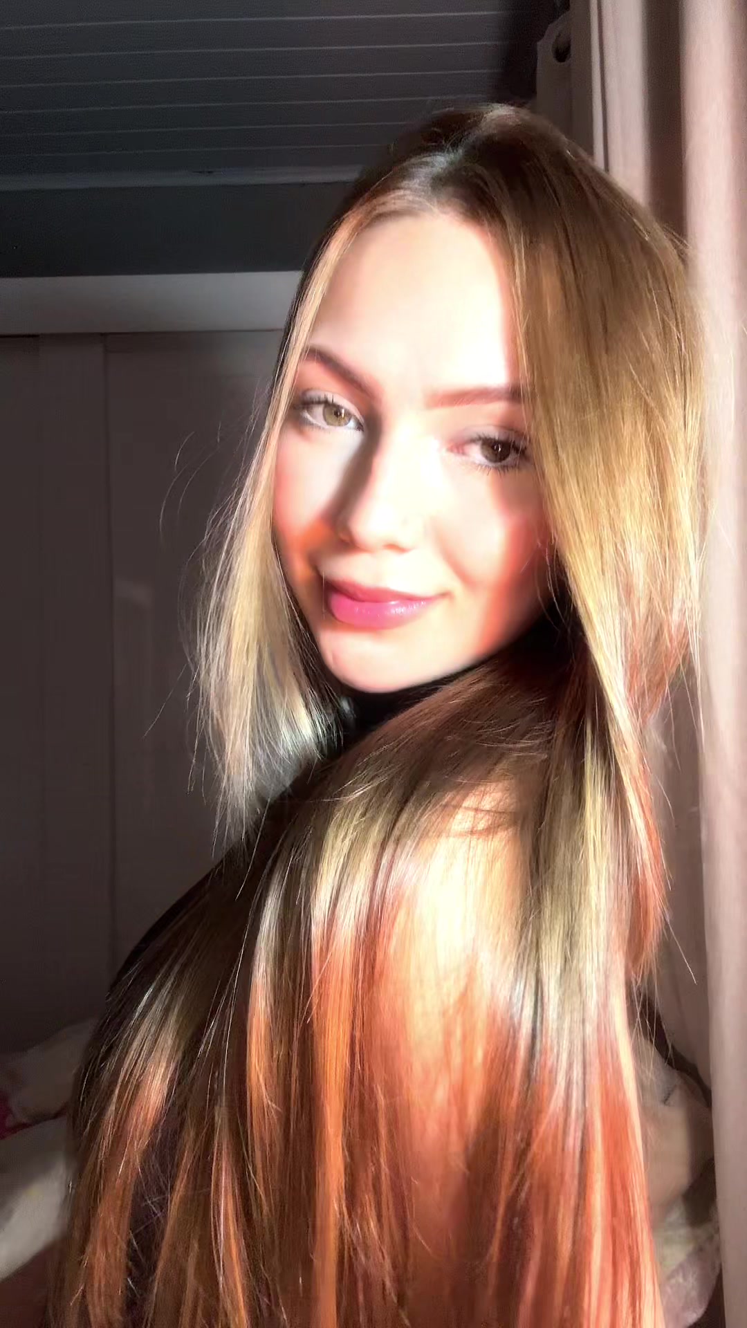 @𝐿𝑎𝑣𝑖𝑛𝑖𝑎 ;)