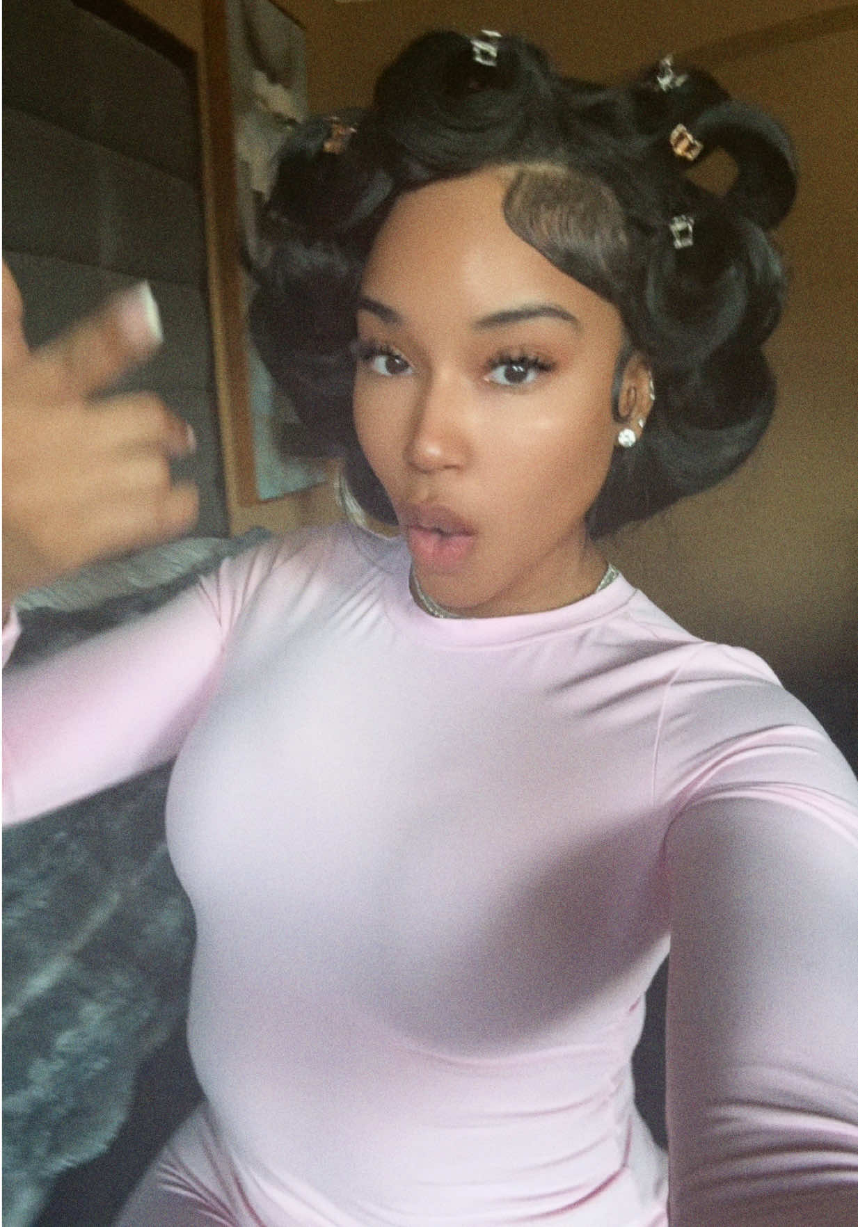 @Karin Jinsui