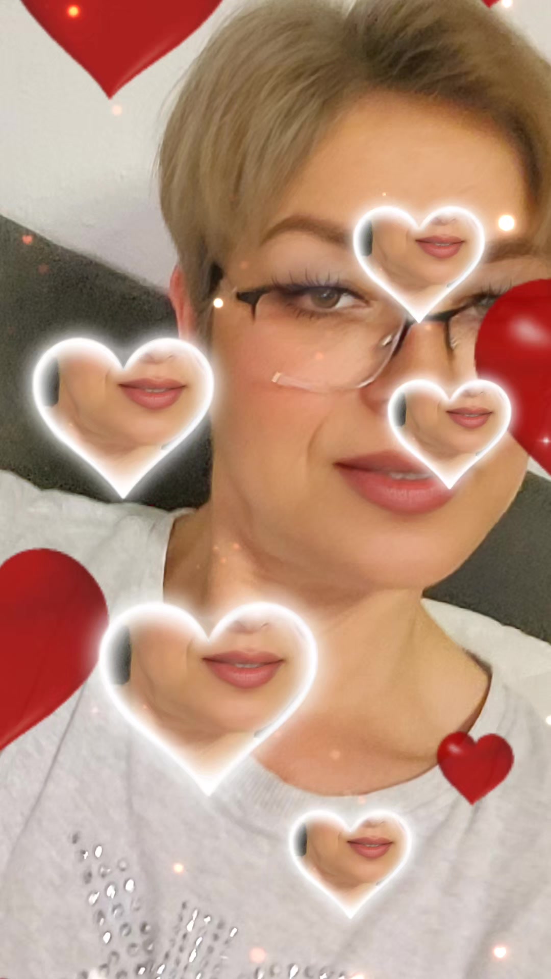 @MonicaIlius