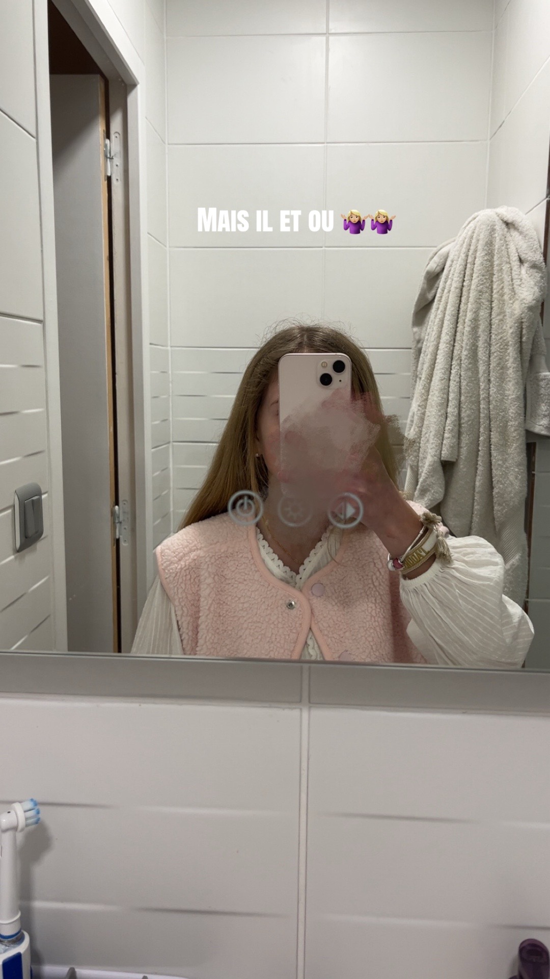 @𝐋𝐨𝐮𝐢𝐬𝐞💌