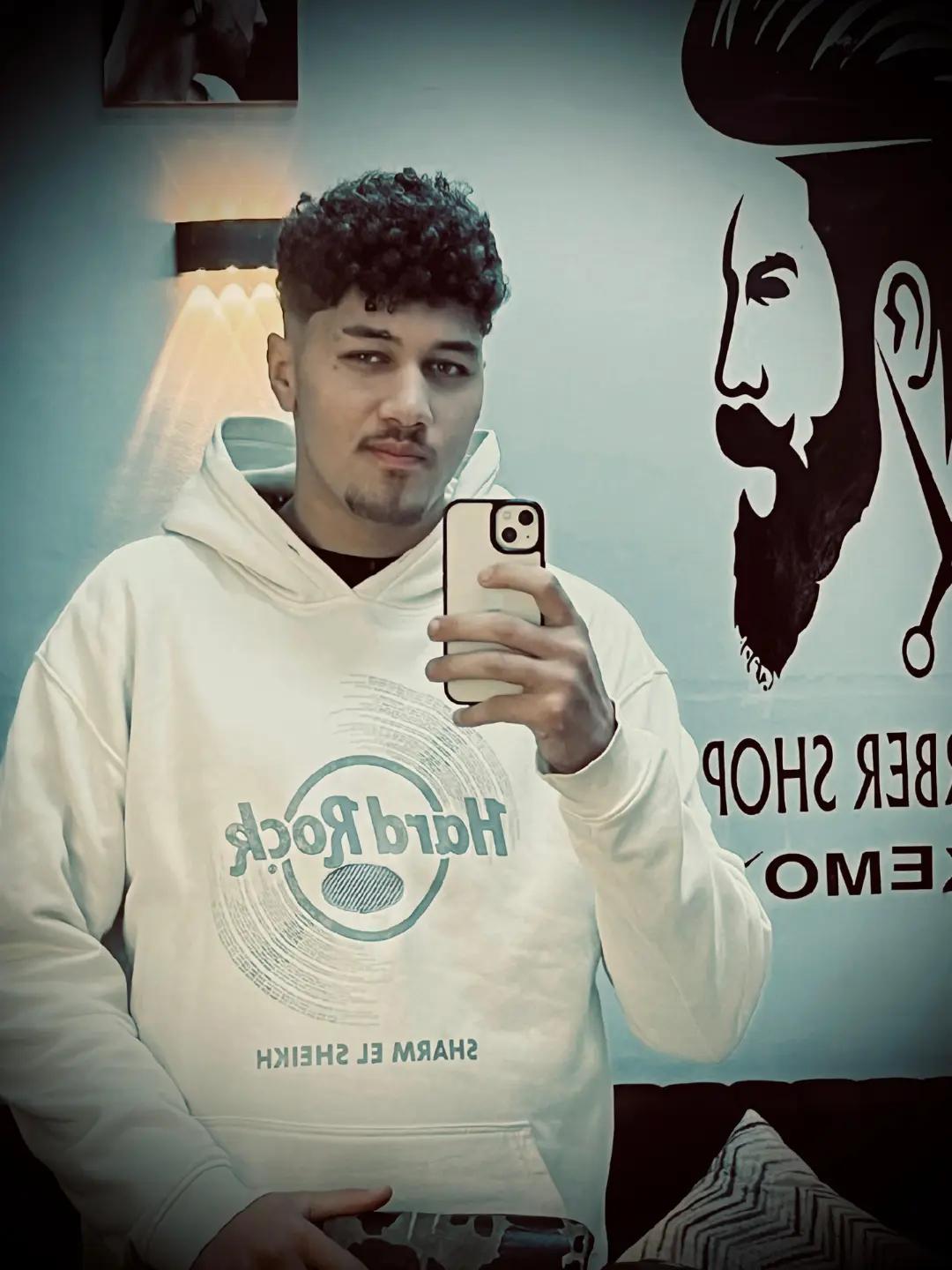 @تــوك تــوك&hearts;😂