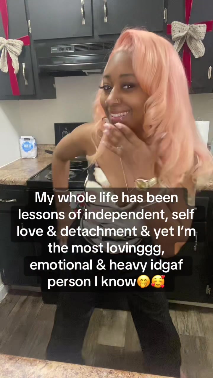 @Queen_DeeDee💖