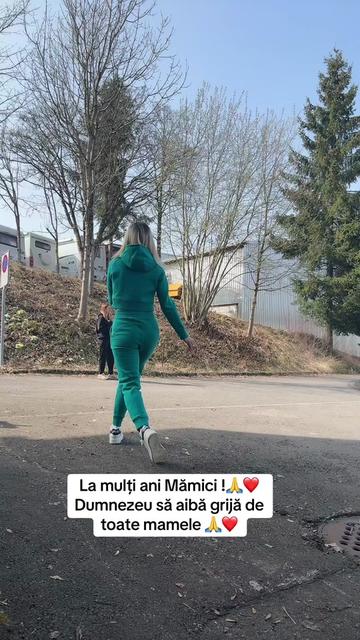 @adeluza85