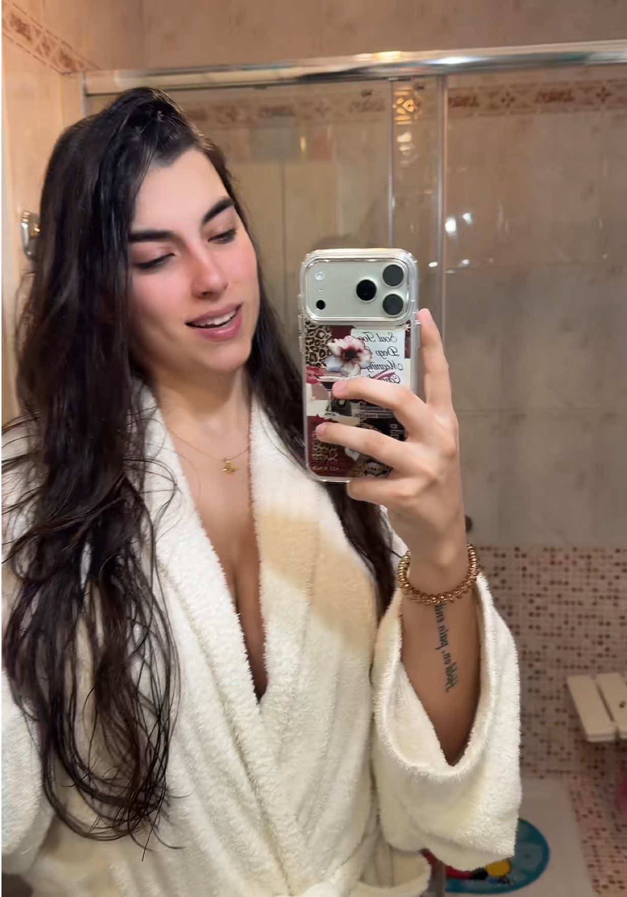 @macarenambv