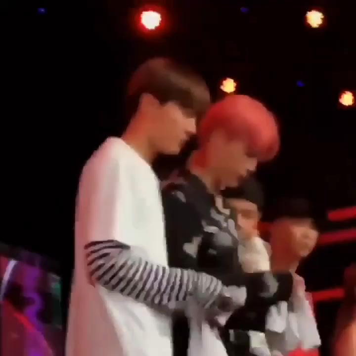@lary _jikooklove🤍🖤💛💜🌈
