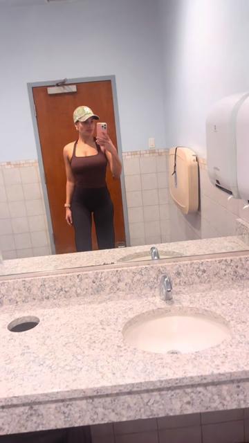 @Mykaela Elise 🌞💖🪩