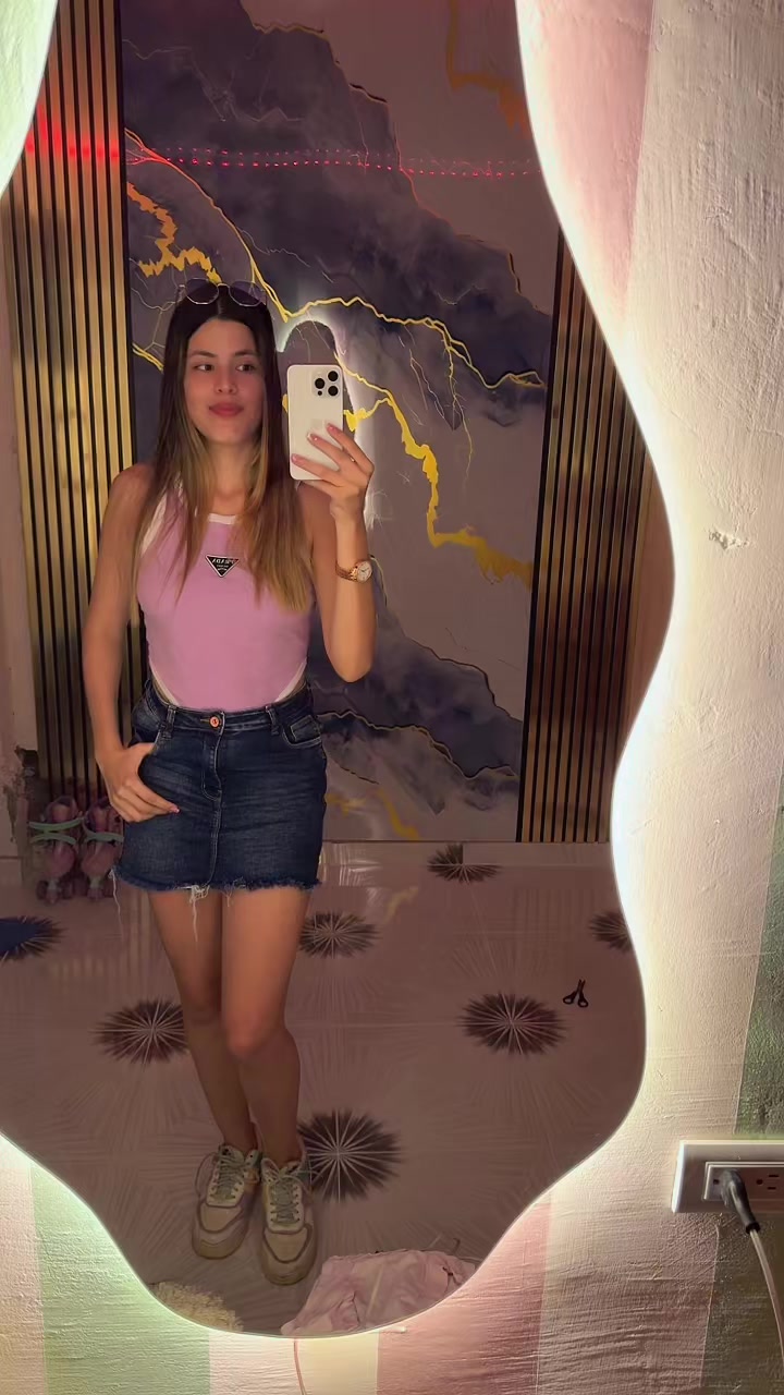 @Evelynduq🕸️