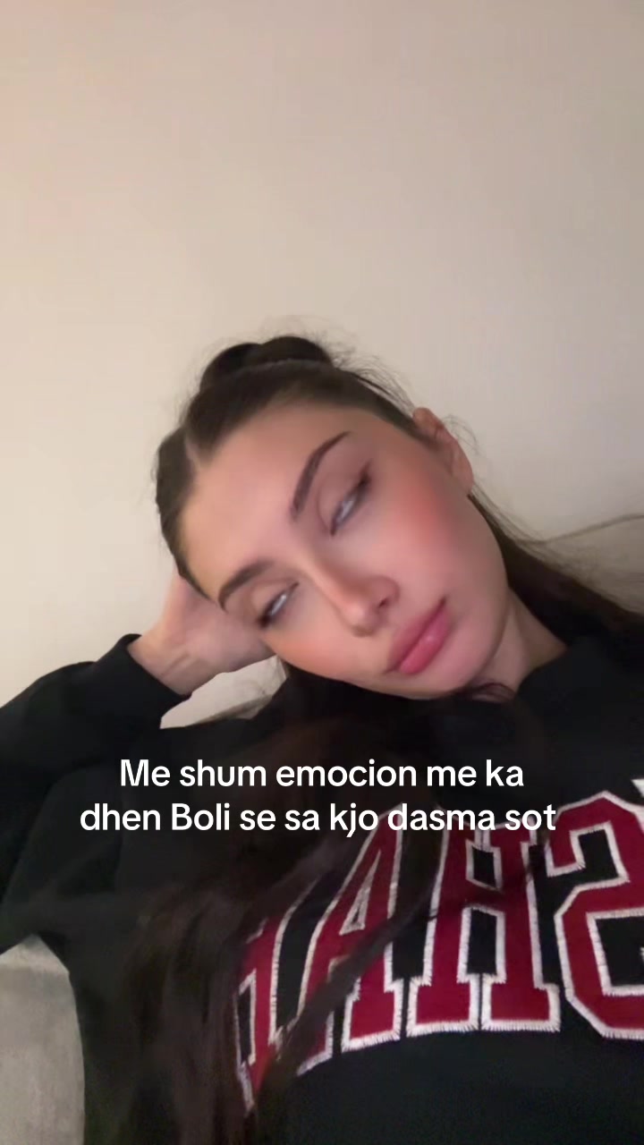 @Angel🤍