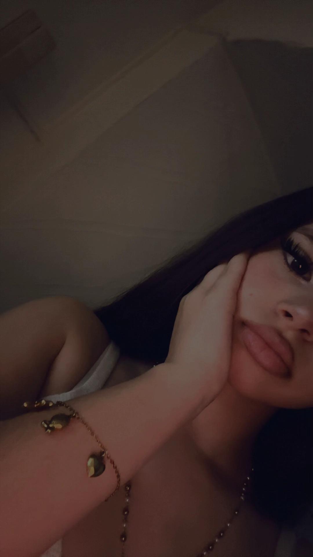@𝐿𝒶𝓇𝒶 🇵🇹