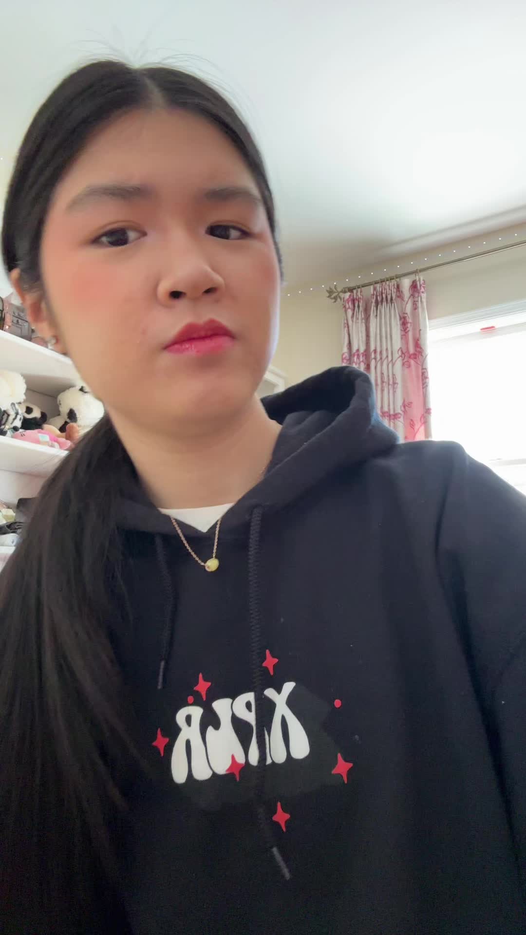 @Sophia