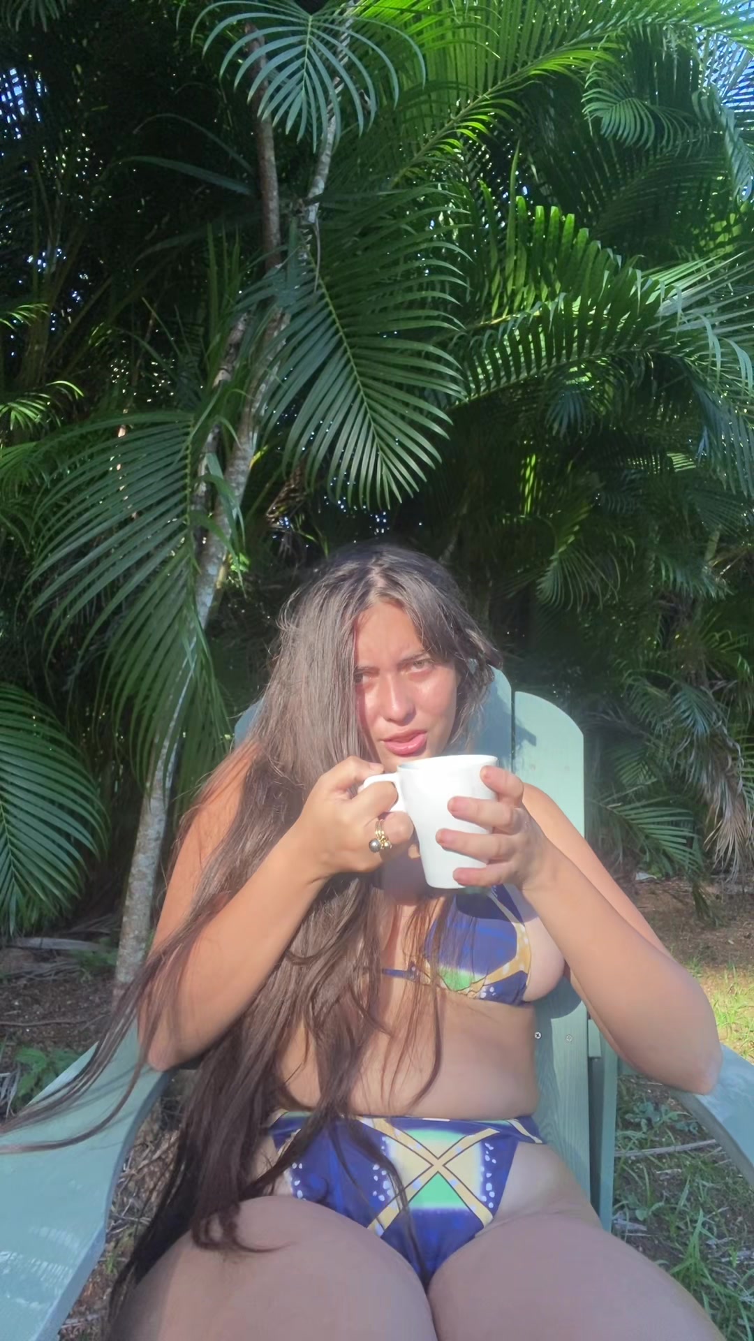 @Abril