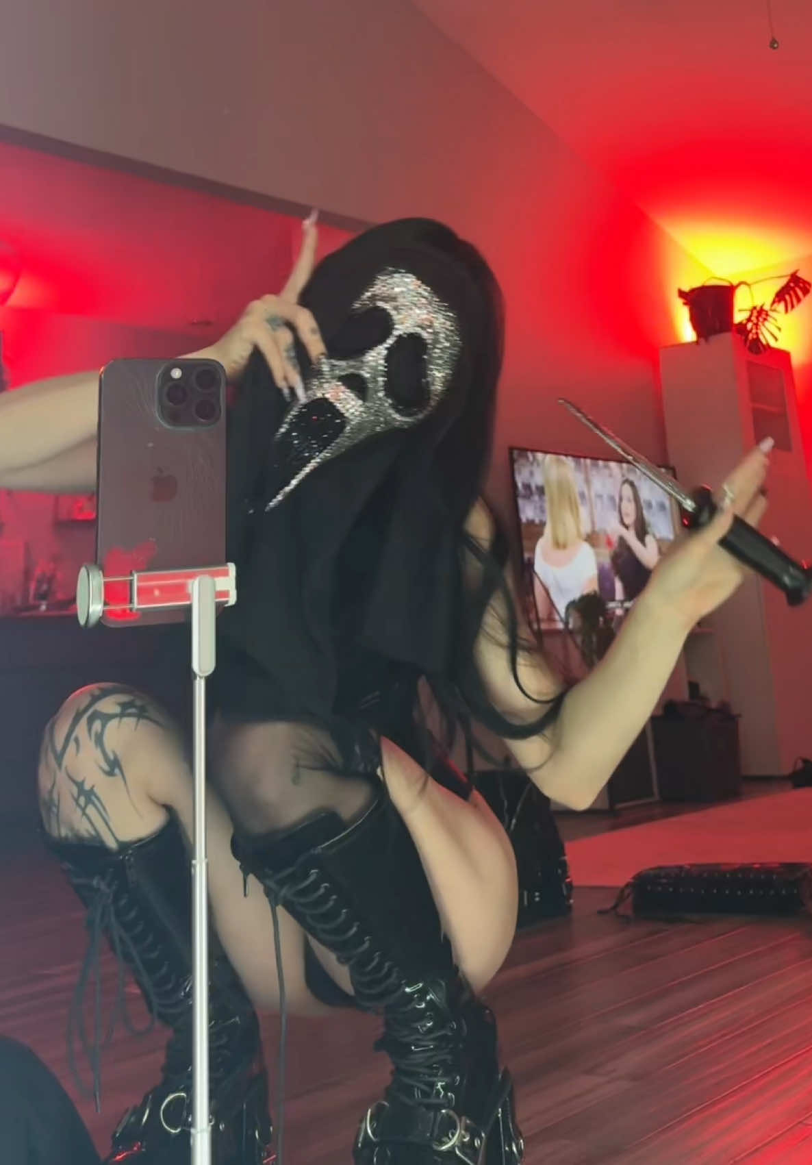 @lazellecyber