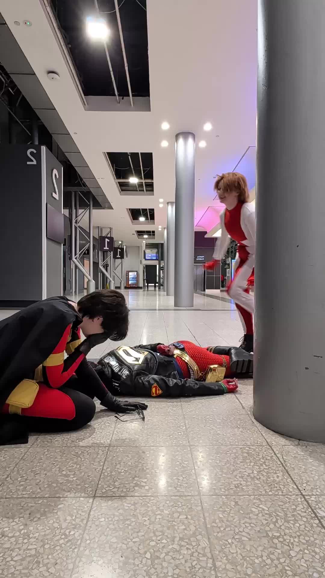 @beeling.cos 🍉 Ryn 🏳️&zwj;⚧️