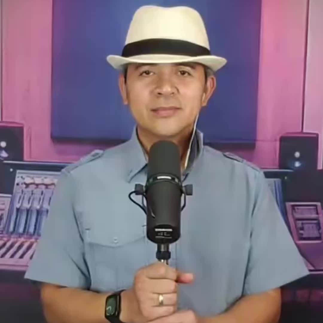 @Vhen Bautista aka Chino Romero