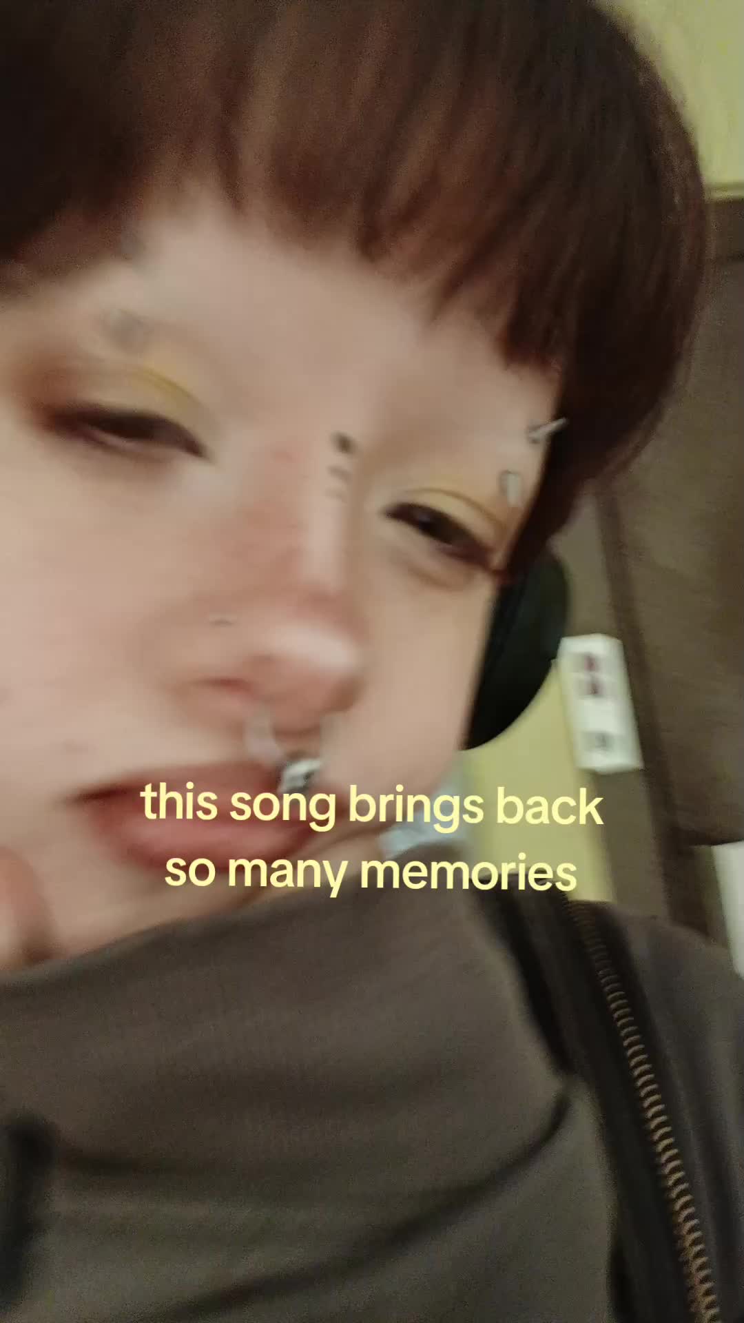 @ash :3