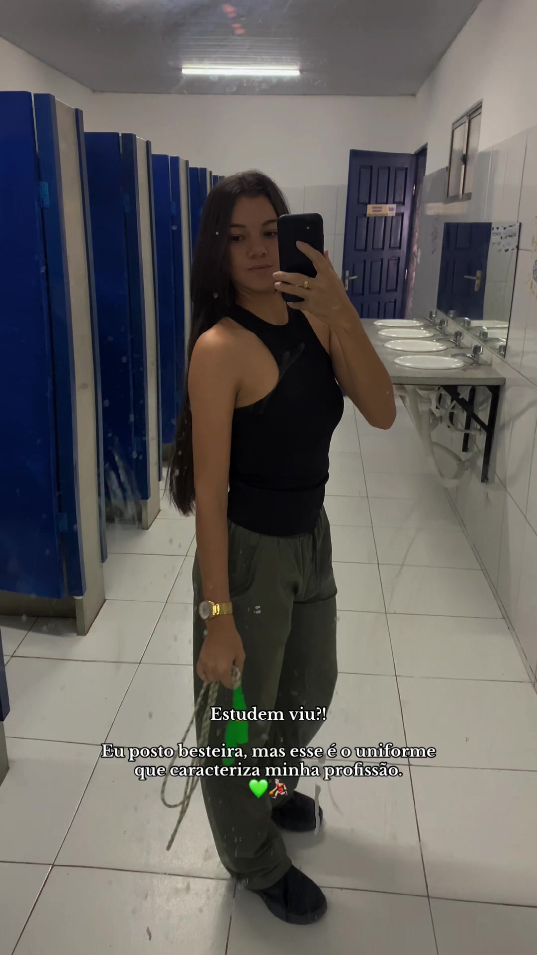 @Anna Veyda