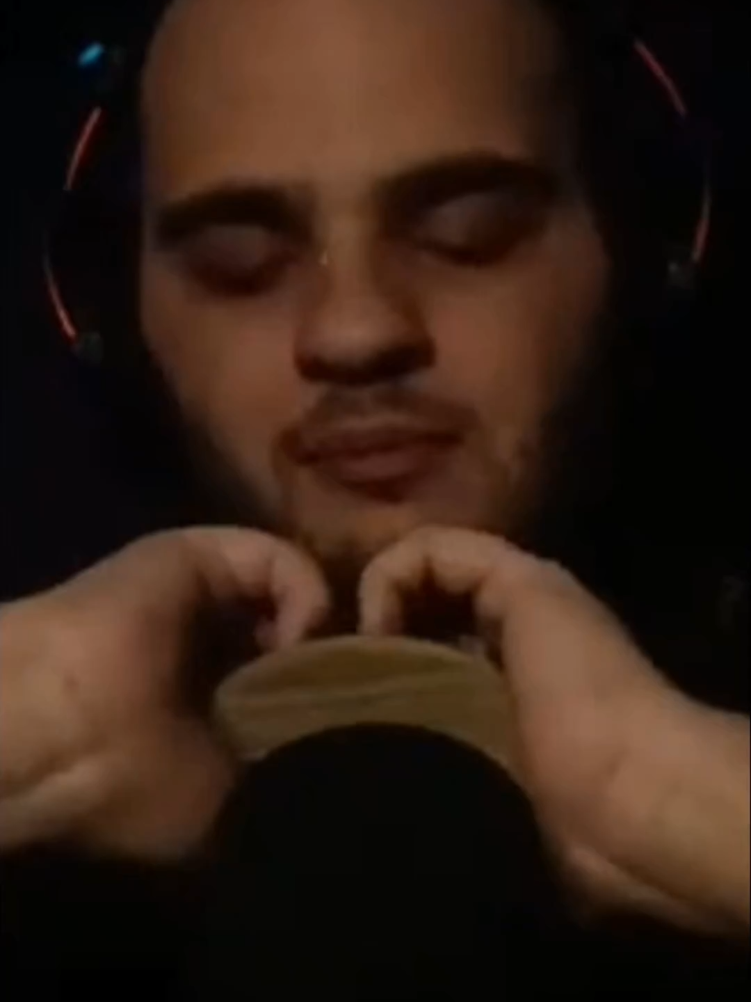 @Zhedix ASMR
