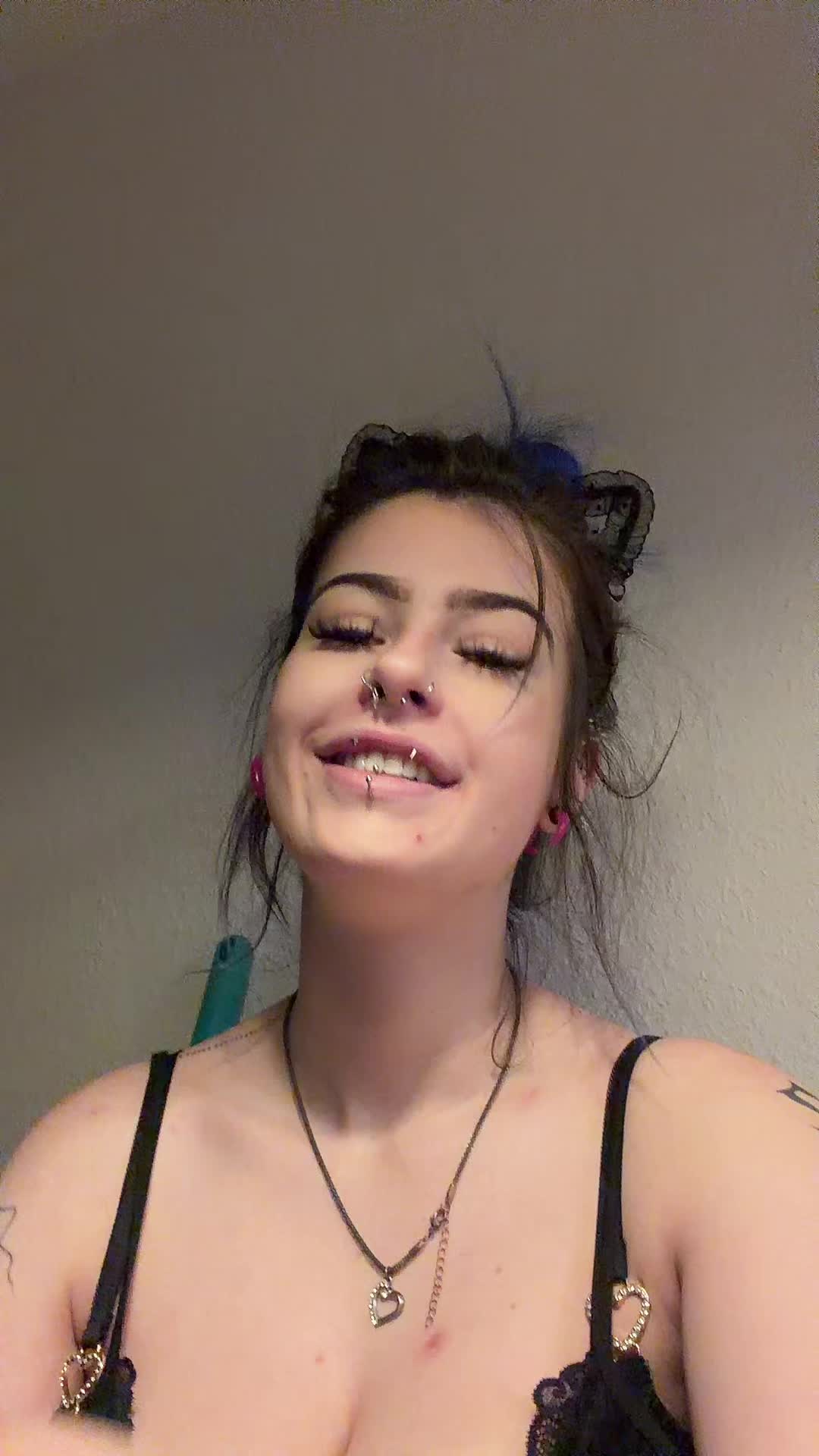 @_becca.cxv_