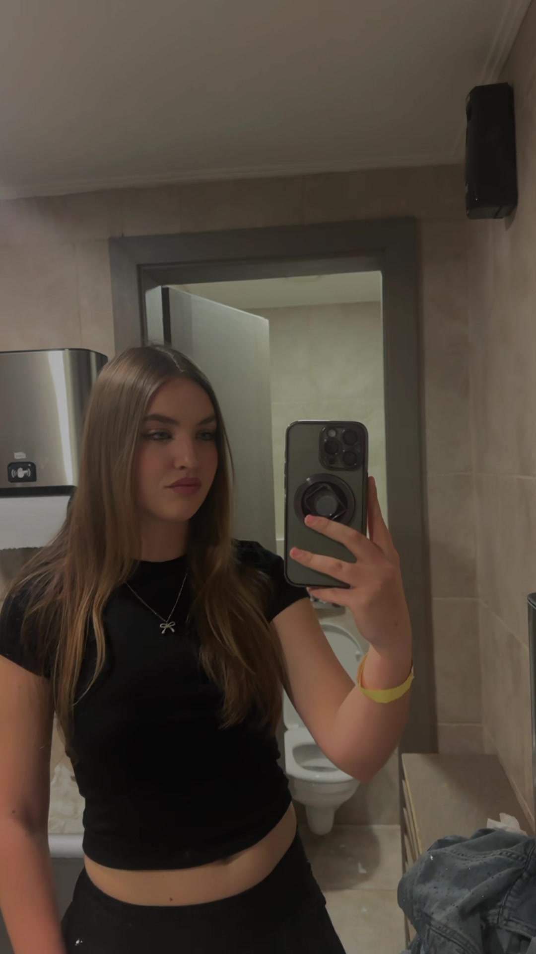 @Нина