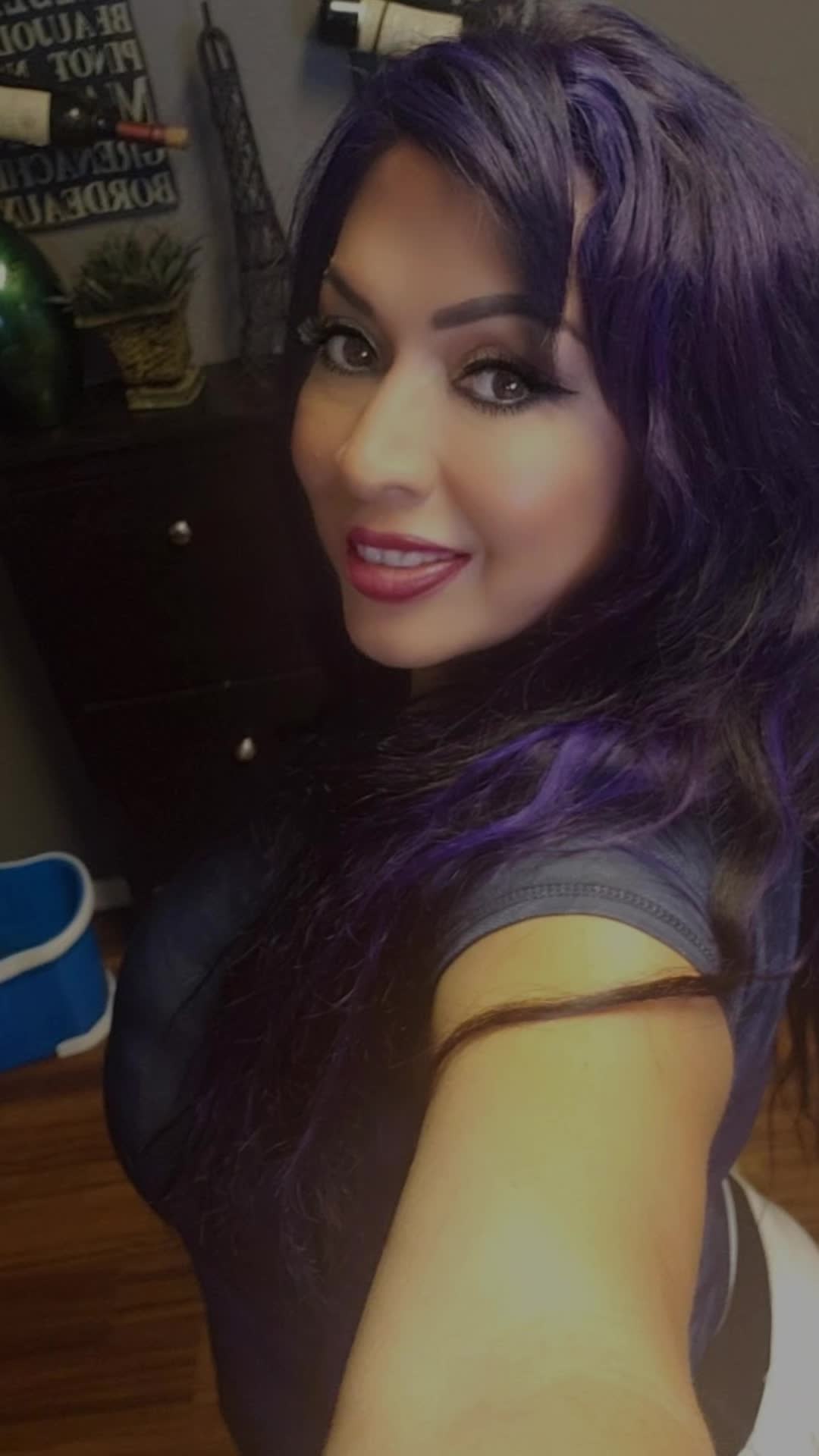 @Liliana Contreras🐥💜🐨🍉✨️👑