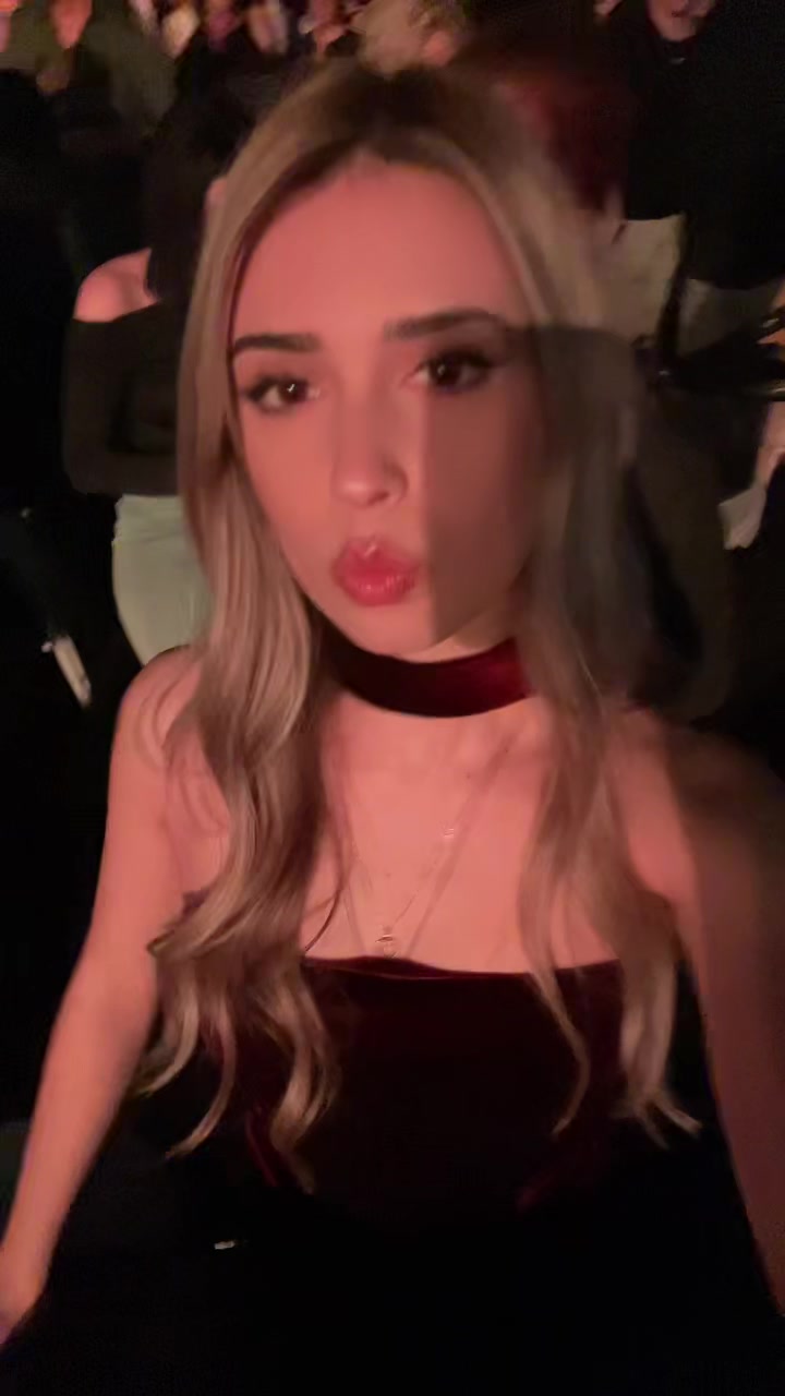 @🧚🏻&zwj;♀️