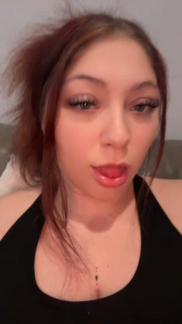 @dcomins26