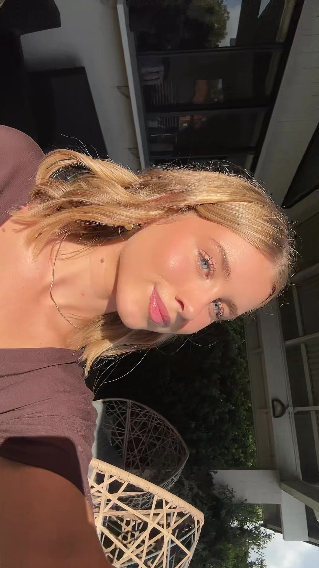 @T