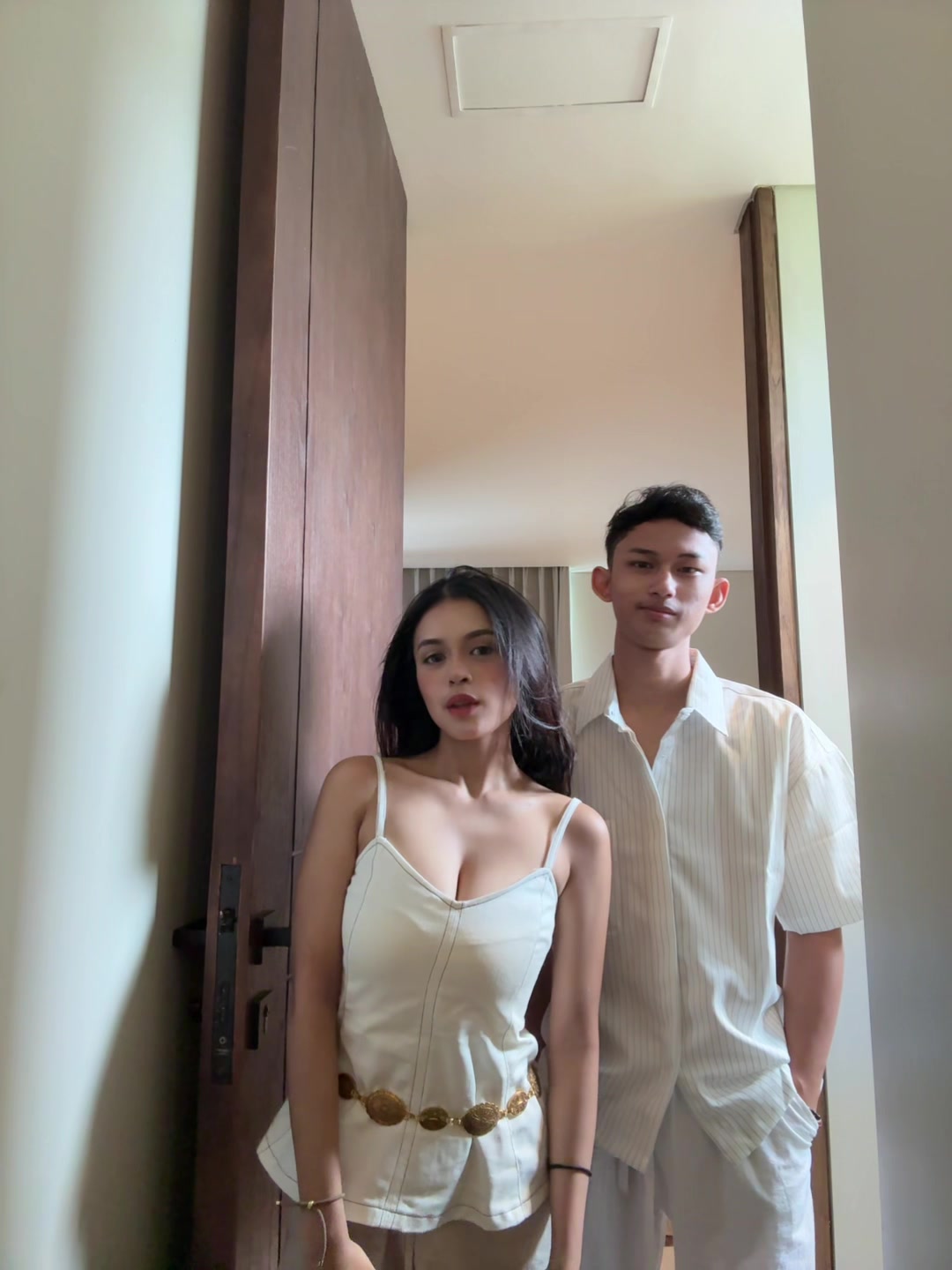 @zzneya
