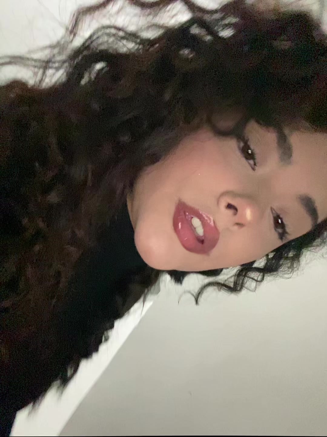 @ᴋʀɪꜱᴛɪɴᴀ ᴘᴏᴊᴀɴɪ