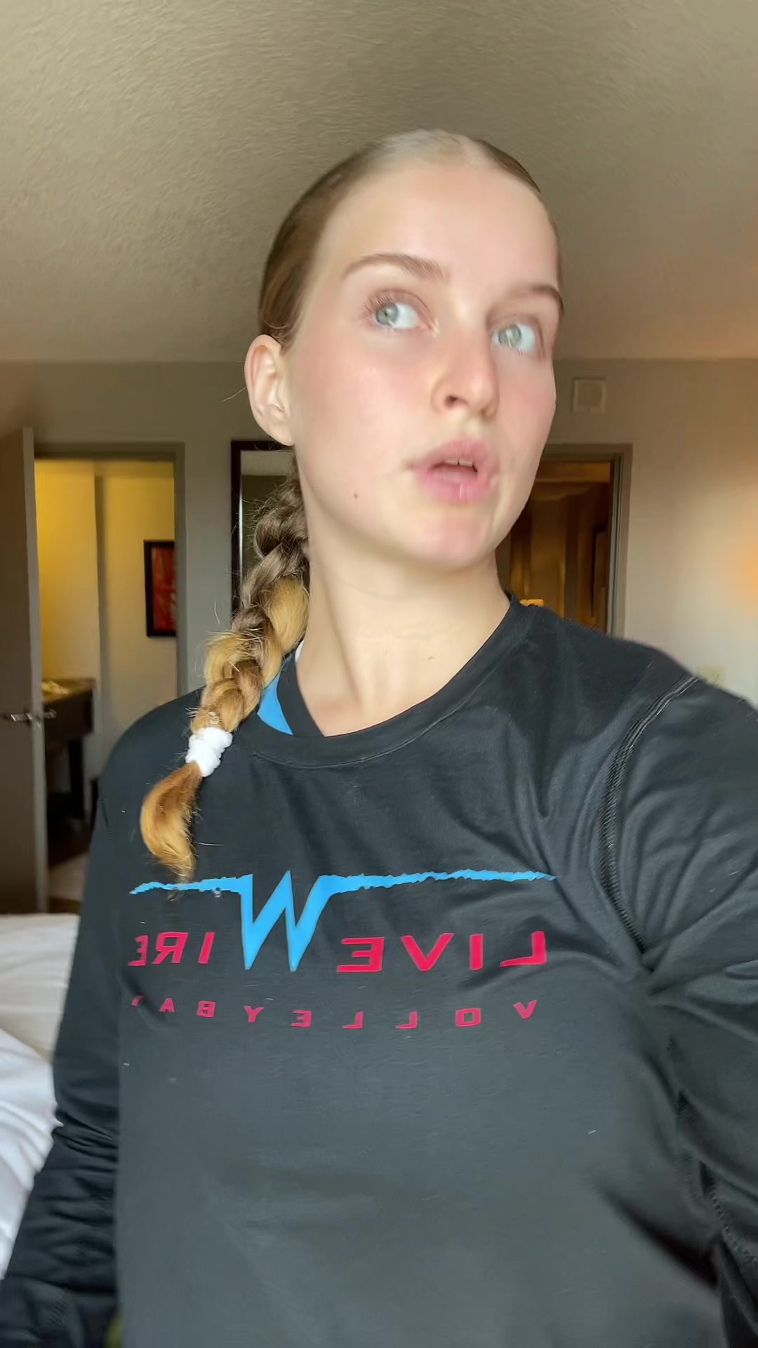 @Watswitthesehomiesdisinmy🧍&zwj;♀️