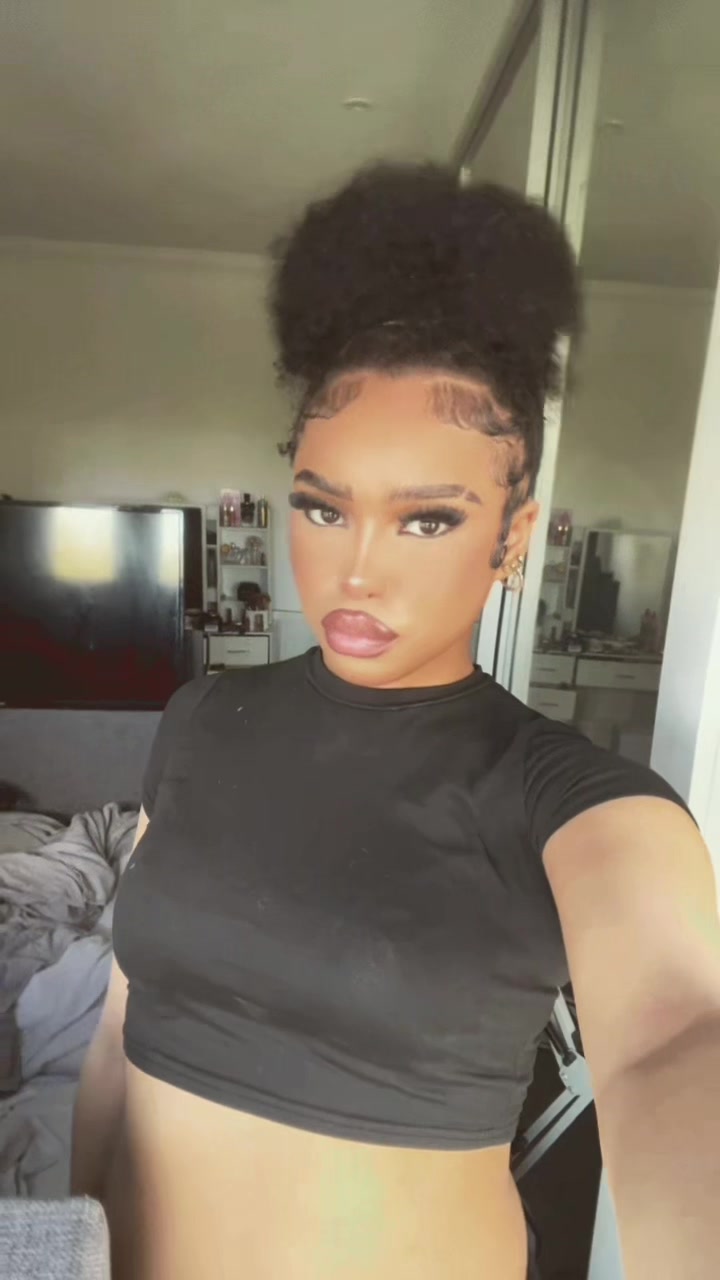 @shania_henryyy