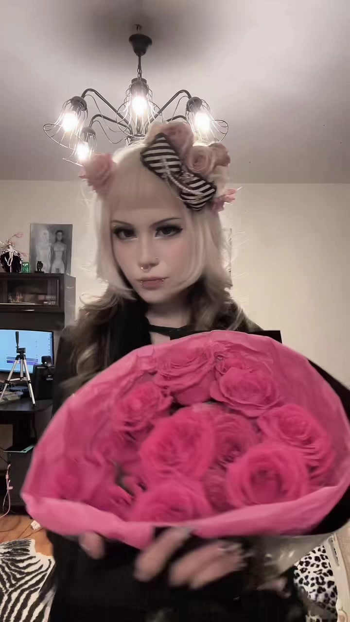 @дяна