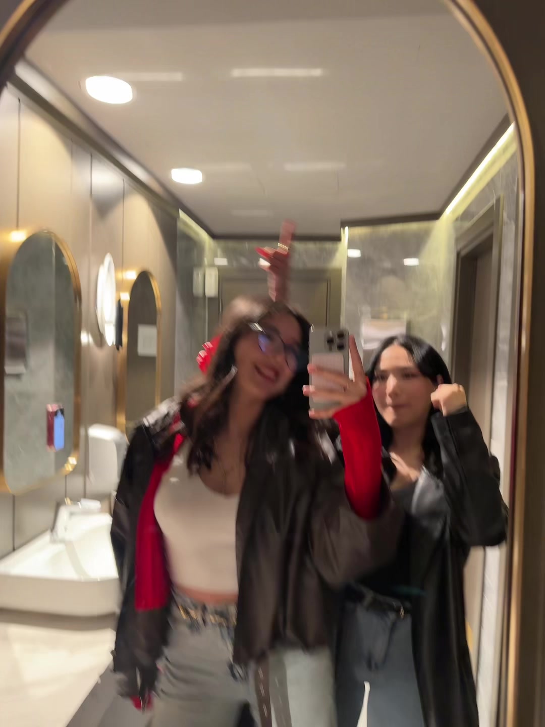 @Leyla🎀