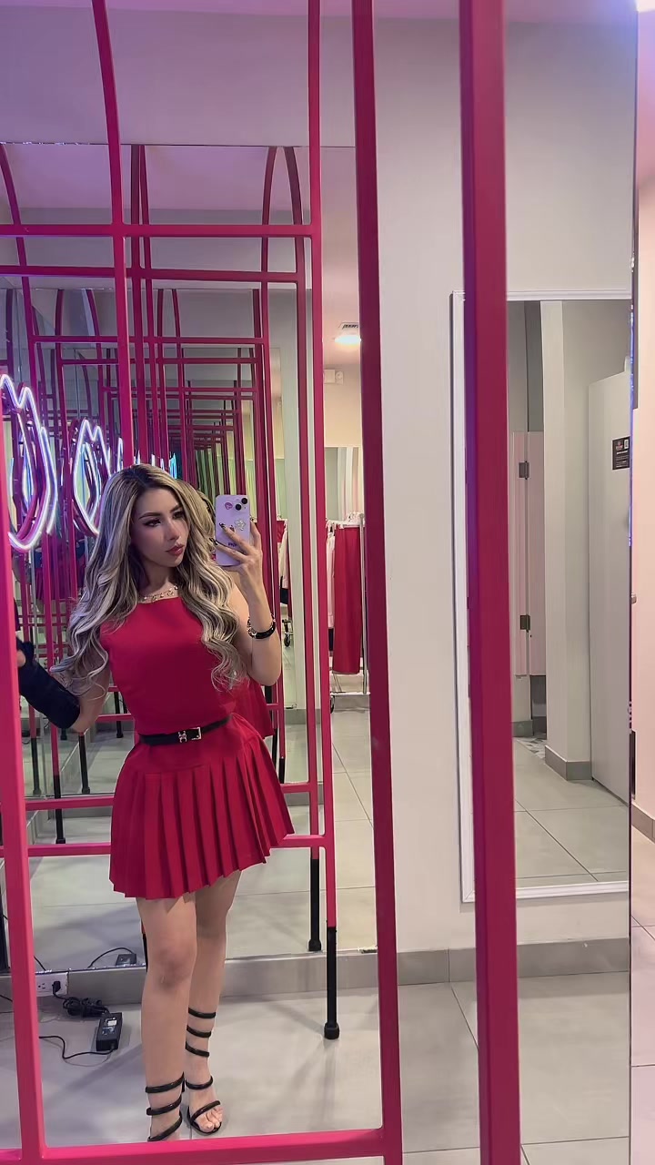 @Adriana G&oacute;mez Tv