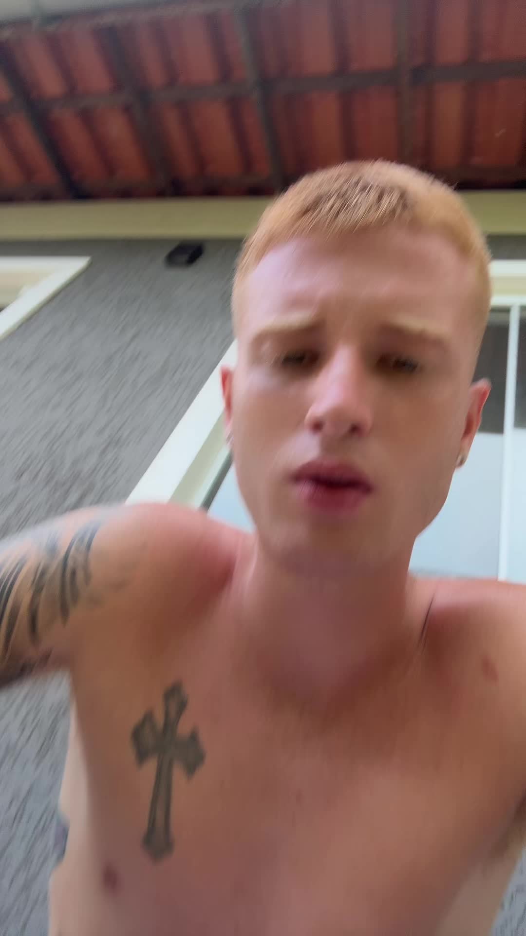 @valentino.ginger